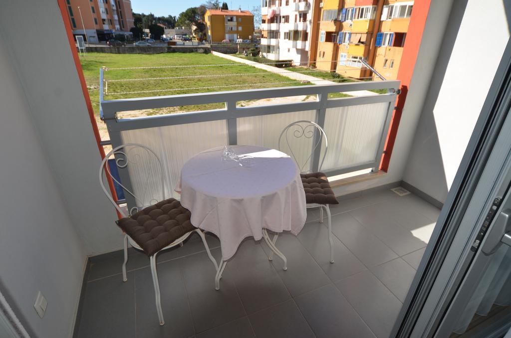 Apartment Dina 52 Rovinj Bagian luar foto